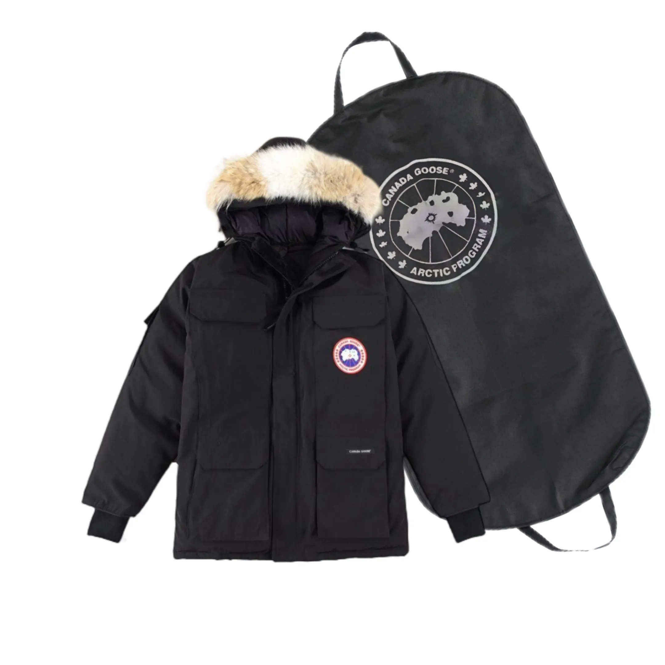 P780 with dust bag) Canada Goose Canada Goose #Expedition expedition parka classic down jacket ➖ Imported 21-count polyester-cotton blended original fabric [last year’s 16-count/18-count hard fabrics have been completely eliminated, this year all use 21-count genuine synchronized fabrics, the soft mid-band feels delicate and textured], genuine synchronized Feather-Light 10D waterproof coated fabric, made of 84.5% polyester fiber and 15.5% cotton, 100% the best feel in the entire network! ➖ The genuine official website is synchronized with the national standard 80 white duck down, you can check the official website customer service, there will never be a series of misleading claims such as 90 down or goose down! ➖ Using the best nylon lining with double double-layer sealing design, velvet-proof No. 7 needle + grid-filled down ready-made garments, there is 100% no so-called velvet running! ➖ The cuffs are designed with thickened seamless threads, and the collar and pockets are lined with top-quality polar fleece to keep you warm and comfortable! ➖ Yoshida YKK provides original custom-made electroplated sliders. YKK two-way lockable zippers are tight and smooth and will not peel off paint! ➖ 3M composite guarantees that the Velcro is the same as the original, durable, and all accessories and hardware are custom-made! ➖ Imported BEHRINGER embroidery machine to customize the 10,000-needle embroidery logo, 98% of which can be reproduced to restore the original logo. You can check and compare on the official website! ➖ The fur collars are all made of large pieces of Western Canadian blue wolf hide, ensuring that each fur collar is 13-15cm wide! 08 models for men and women SIZE: XS S M L XL XXL
